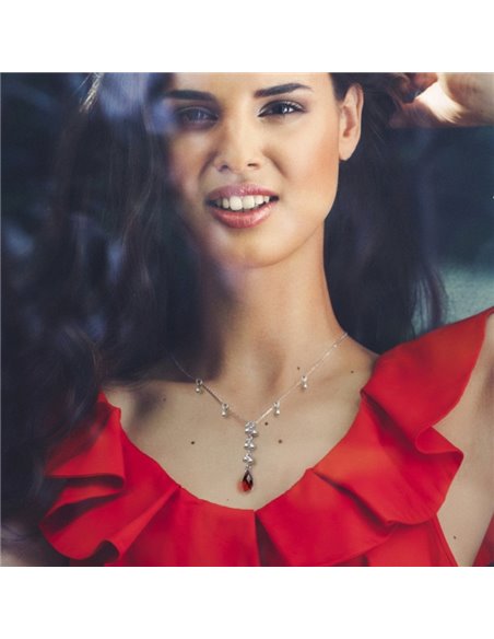 Triumph Necklace Scarlet