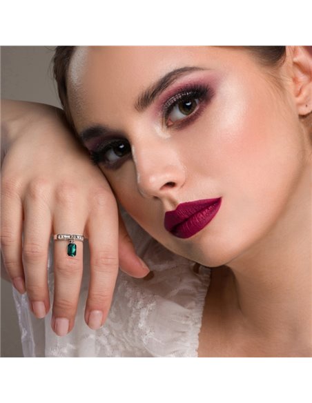 Royal Ring Emerald