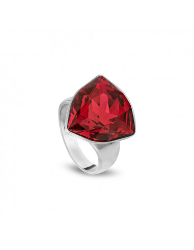 Triantan Scarlet Ring