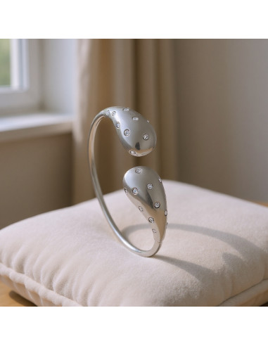 COMTESSE stainless steel bracelet...