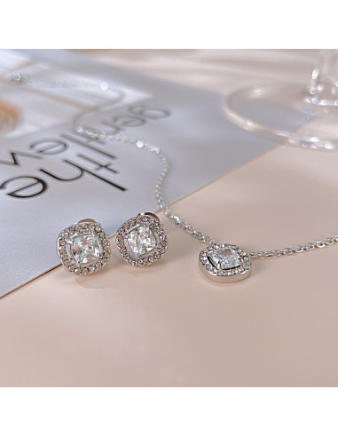 PRINCESS earrings in stainless steel...