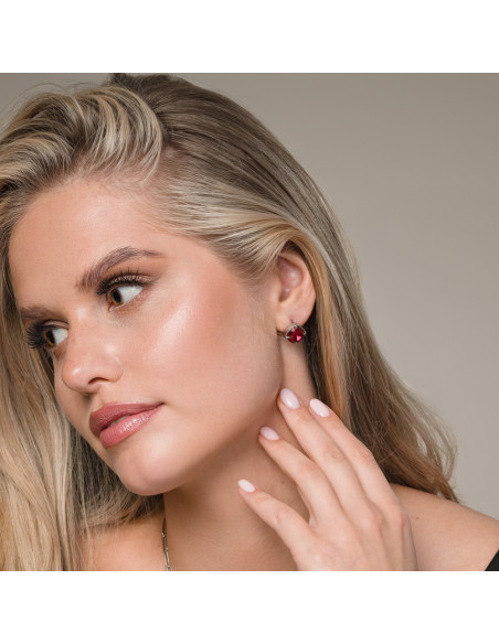 Boucles d'oreilles MIRAGE en acier inoxydable avec cristal rouge | SPARK